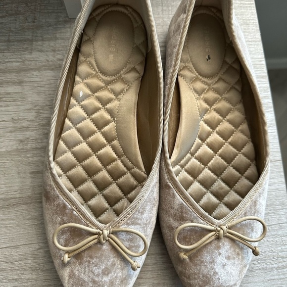 Birdies Goldfinch Pointy Toe Ballet Flat Size 5.5 - Picture 11 of 11